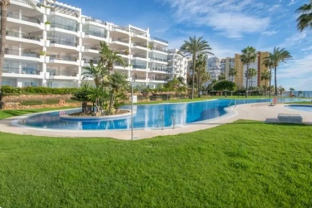 Apartamento Mi Capricho Front Beach Sitio de Calahonda 0*,