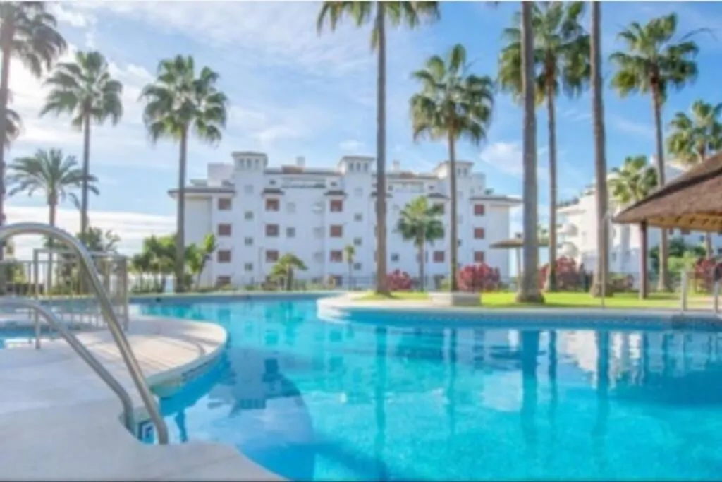 Apartment Apartamento Mi Capricho Front Beach Sitio de Calahonda